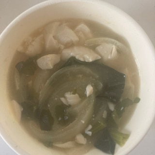 春菊と玉ねぎの豆腐味噌汁⁑